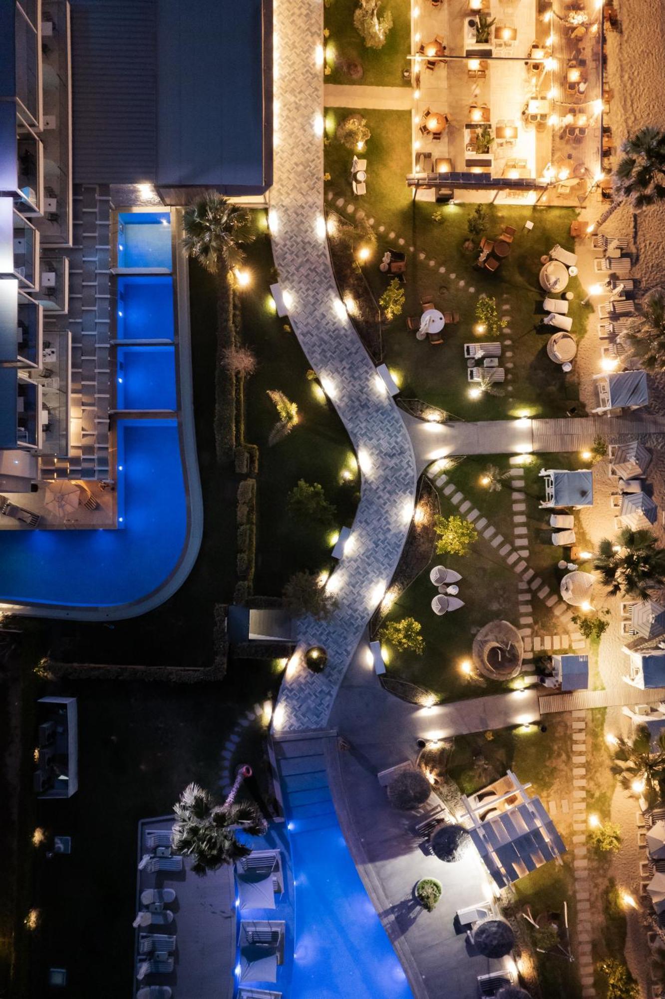 Blue Carpet Luxury Suites เปฟโกโฮรี ภายนอก รูปภาพ